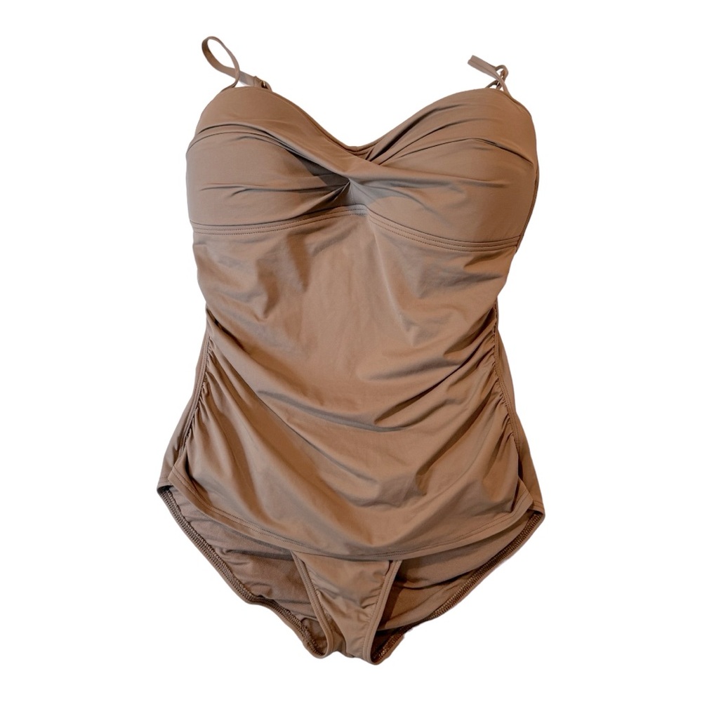 Tommy Bahama Women’s One Piece Swimsuit 
TAUPE
SIZE
14
SHIRRED TWIST FRONT CUP